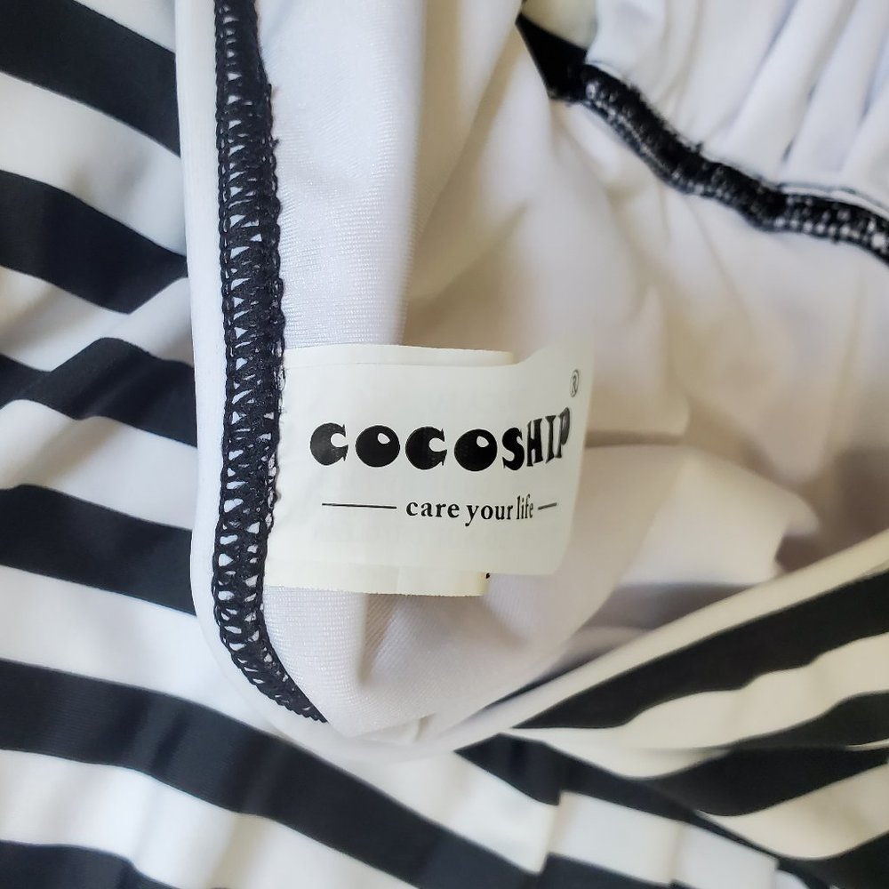 🎊HP🎊 NWOT COCOSHIP STRIPE PIN-UP GIRL HALTER ONE PIECE SWIMSUIT - Picture 7 of 8